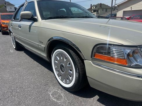 Used 2004 Mercury Grand Marquis GS RWD image 11