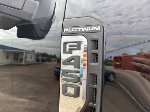Used 2024 Ford F450 Platinum w/ FX4 Off-Road Package AWD/4WD image 16