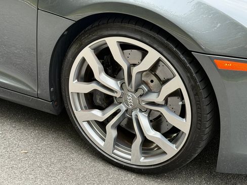Used 2011 Audi R8 V10 AWD/4WD image 14
