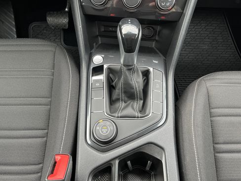 Used 2022 Volkswagen Tiguan S w/ Driver Assistance Package image 28