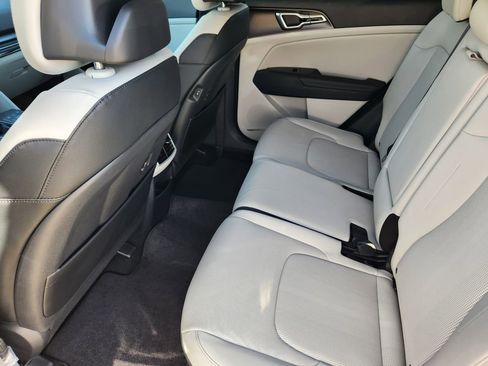 New 2026 Kia Sportage EX FWD image 23