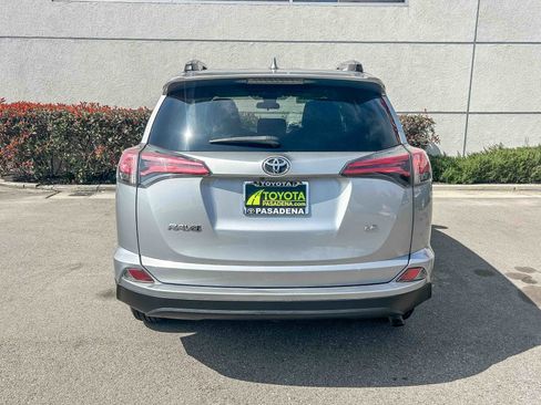 Used 2017 Toyota RAV4 LE image 7