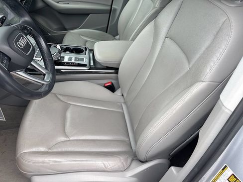Used 2021 Audi Q7 2.0T Premium Plus w/ Executive Package AWD/4WD image 20