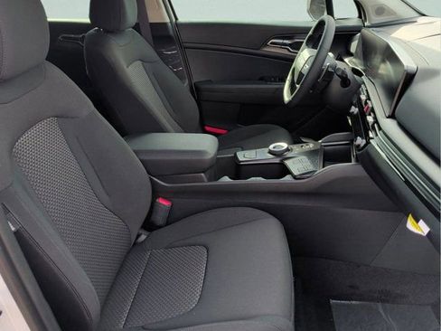 New 2026 Kia Sportage LX image 15