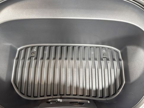 Used 2025 Tesla Model 3 Long Range image 26