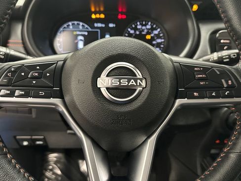 Certified 2023 Nissan Kicks SR w/ SR Premium Package FWD image 15