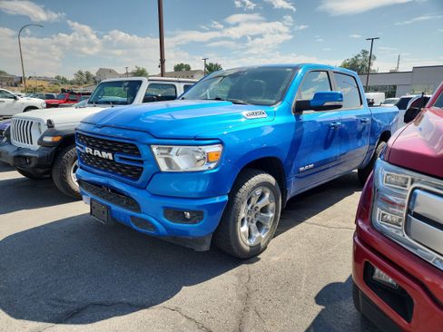 Used 2022 RAM 1500 Big Horn AWD/4WD image 4