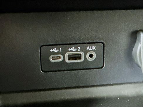 Used 2023 Nissan Sentra SR w/ SR Premium Package image 22