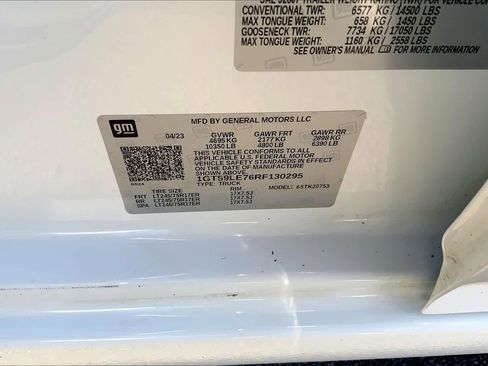 Used 2024 GMC Sierra 2500 Pro image 32