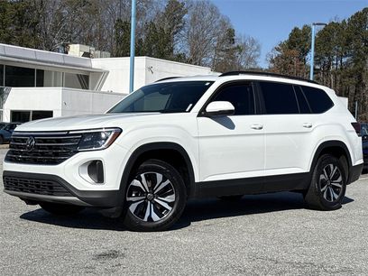 Certified 2025 Volkswagen Atlas SE