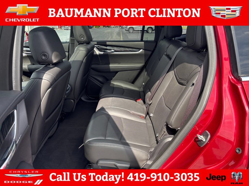 Used 2020 Cadillac XT6 Premium Luxury FWD image 25