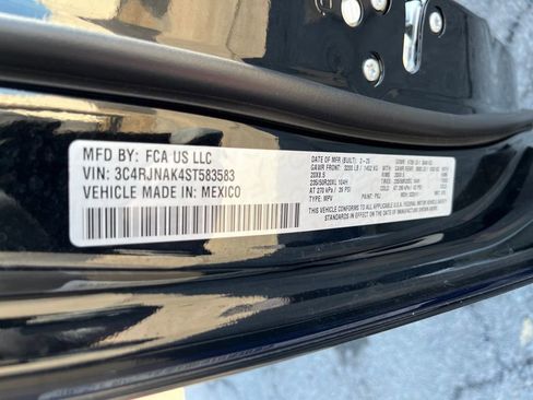 Used 2025 Jeep Wagoneer S Launch Edition image 85