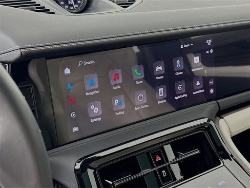 Certified 2025 Porsche Panamera GTS image 20