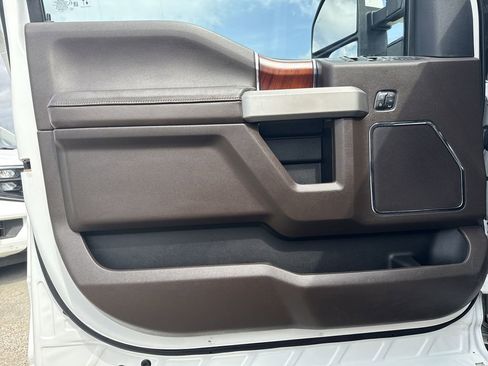 Used 2022 Ford F350 King Ranch w/ King Ranch Ultimate Package image 9