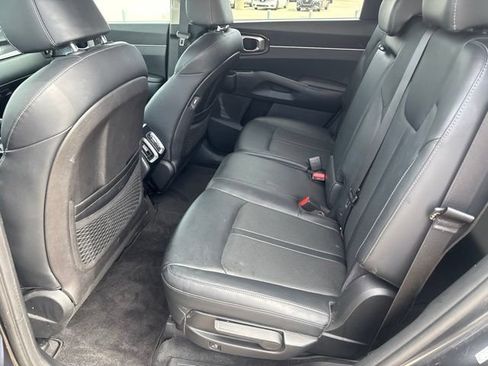 Used 2021 Kia Sorento S AWD/4WD image 24