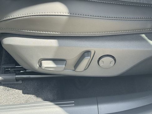 New 2025 Kia Niro SX image 20