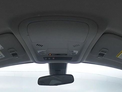 Used 2020 Chevrolet Equinox LS w/ LS Convenience Package FWD image 24