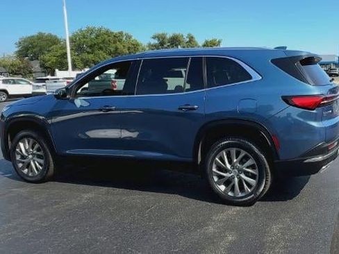 Certified 2026 Buick Enclave Preferred AWD/4WD image 6