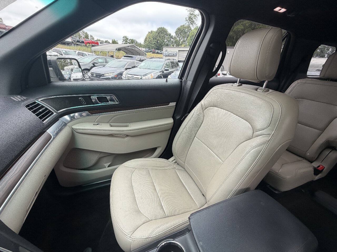 Used 2018 Ford Explorer Limited FWD image 23