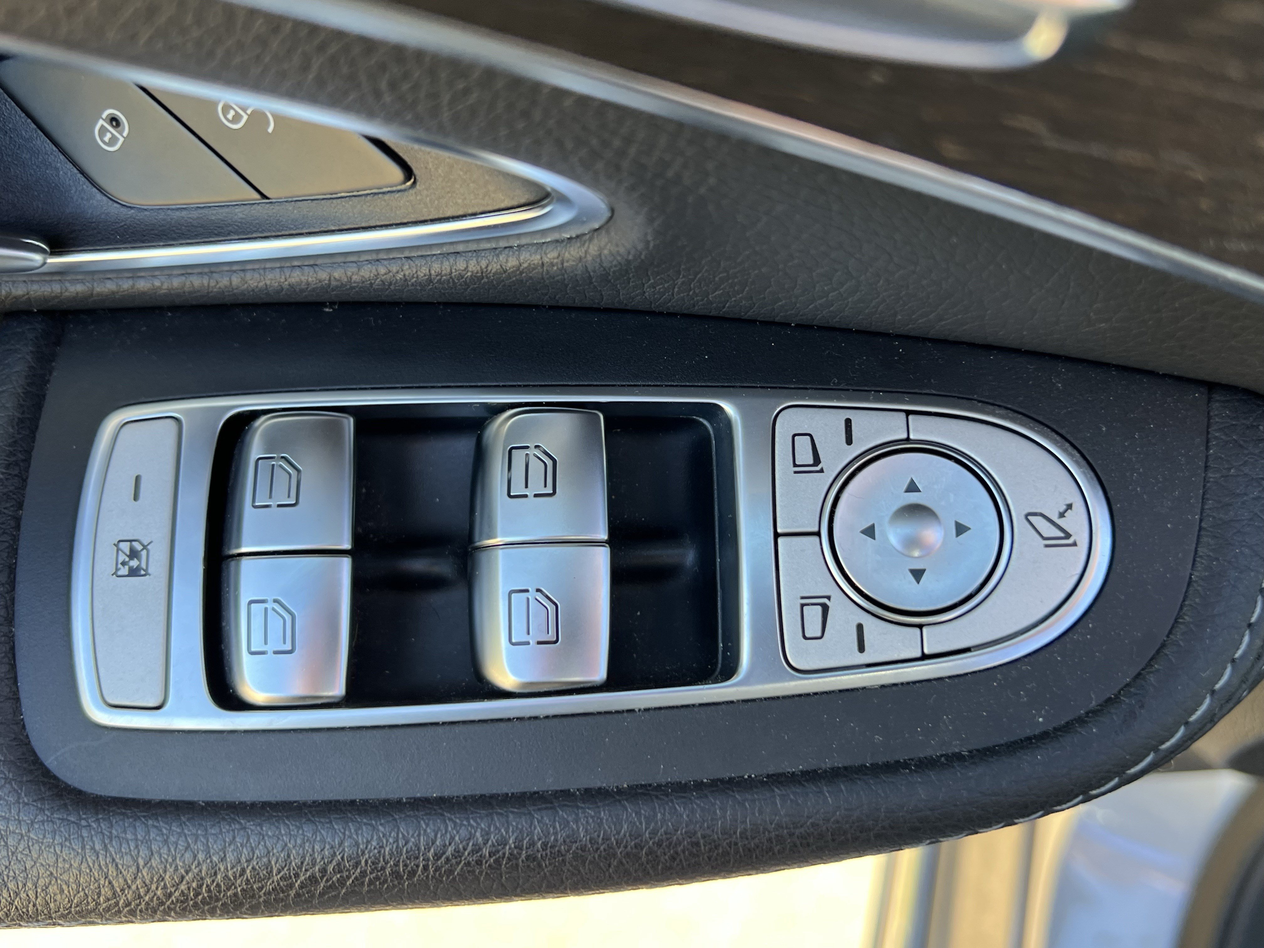 Certified 2019 Mercedes-Benz C 300 4MATIC Sedan image 15