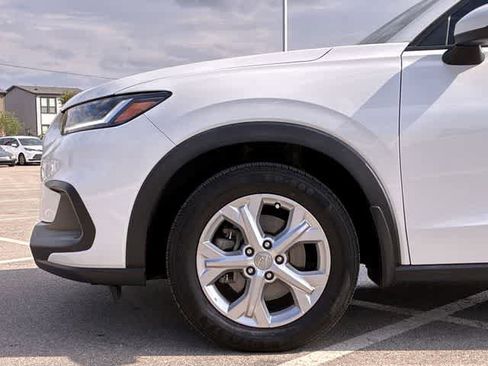 Used 2023 Honda HR-V LX image 14