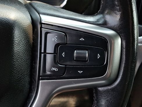 Used 2021 Chevrolet Silverado 1500 LT AWD/4WD image 22