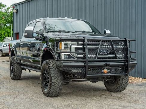 Used 2020 Ford F250 Platinum w/ Tremor Off-Road Package image 8