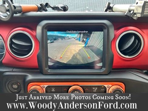 Used 2021 Jeep Wrangler Unlimited Rubicon AWD/4WD image 14