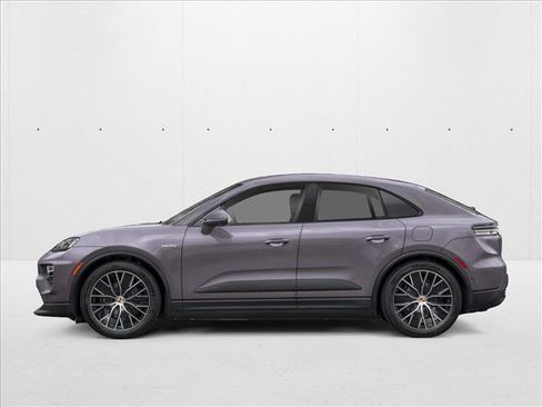 Used 2026 Porsche Macan 4 Electric AWD/4WD image 3