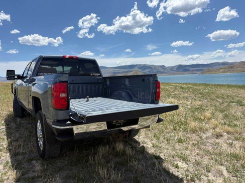 Used 2016 Chevrolet Silverado 3500 LTZ w/ Duramax Plus Package AWD/4WD image 5