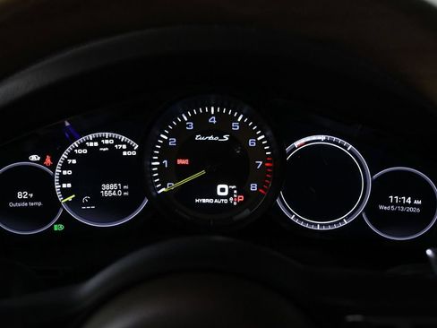 Certified 2023 Porsche Cayenne Turbo S AWD/4WD image 13