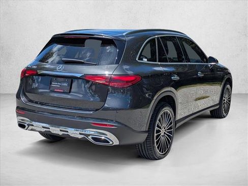 Certified 2026 Mercedes-Benz GLC 300 image 5