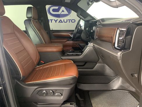 Used 2024 GMC Sierra 2500 Denali Ultimate image 42