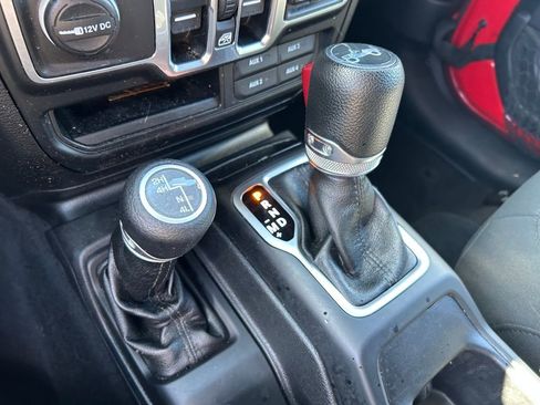 Used 2018 Jeep Wrangler Unlimited Sport S image 15