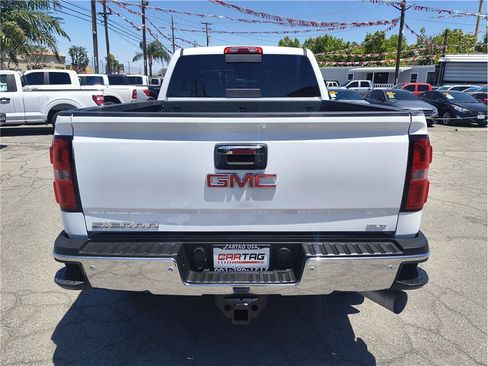 Used 2015 GMC Sierra 2500 SLT w/ Duramax Plus Package AWD/4WD image 6