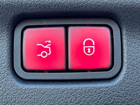 Certified 2024 Mercedes-Benz C 300 4MATIC Sedan image 30