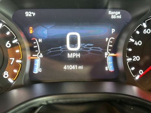 Used 2025 Jeep Compass Limited AWD/4WD image 28