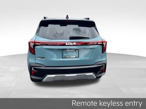 Certified 2024 Kia Seltos S AWD/4WD image 7