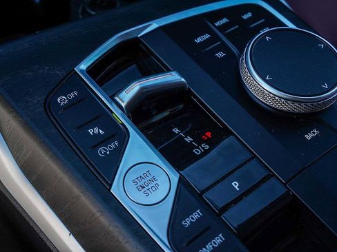 Certified 2023 BMW 330i Sedan w/ Driving Assistance Package image 22