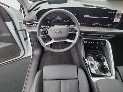 New 2025 Audi Q5 Premium Plus AWD/4WD image 11