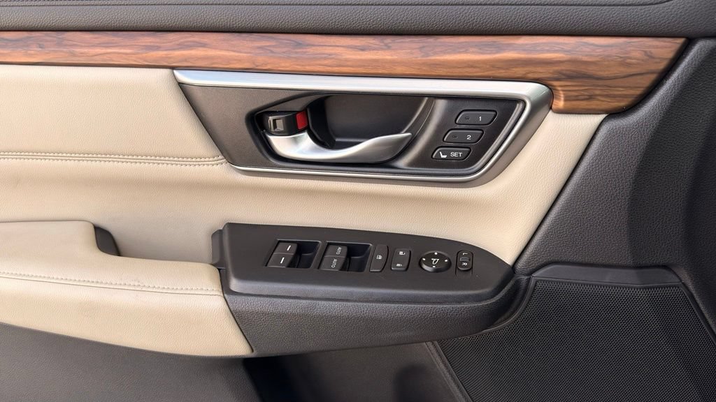 Certified 2019 Honda CR-V Touring image 32