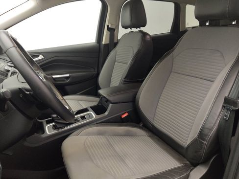 Used 2017 Ford Escape SE w/ SE Sport Appearance Package FWD image 17