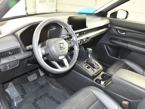 Certified 2024 Honda CR-V Sport-L image 2