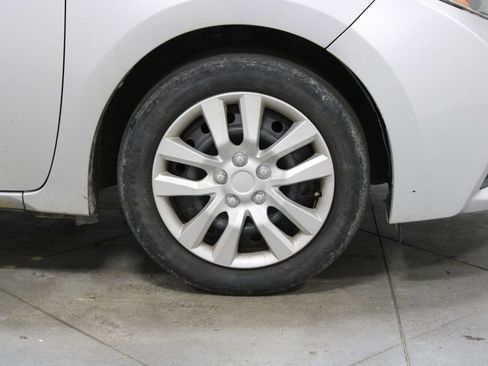 Used 2016 Toyota Corolla LE image 12