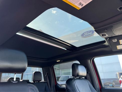 Used 2015 Ford F150 Lariat w/ Equipment Group 501A Mid AWD/4WD image 21