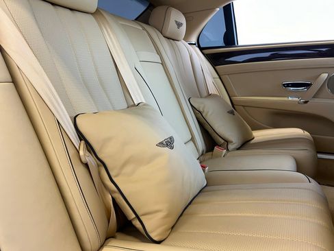 Used 2014 Bentley Flying Spur W12 AWD/4WD image 24