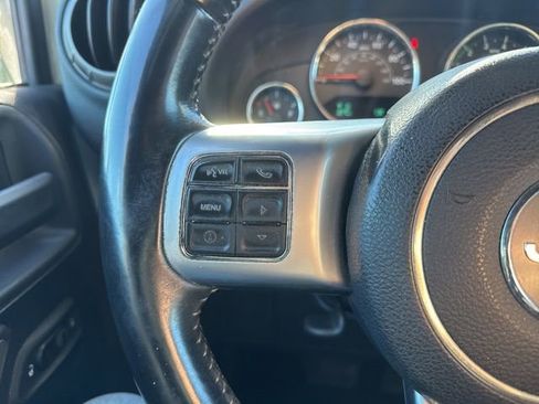 Used 2017 Jeep Wrangler Sport AWD/4WD image 22