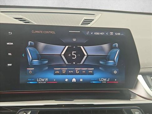 Certified 2026 BMW X1 xDrive28i w/ Technology Package AWD/4WD image 13