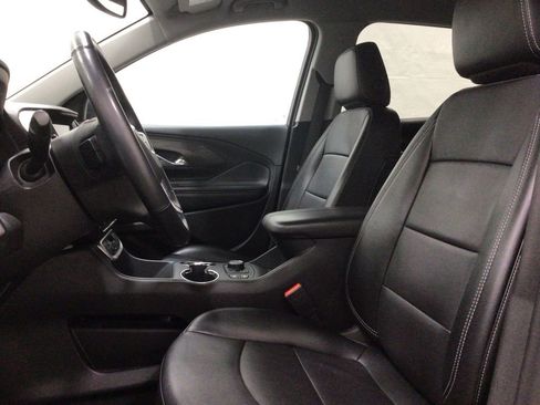 Used 2024 GMC Terrain SLT image 9