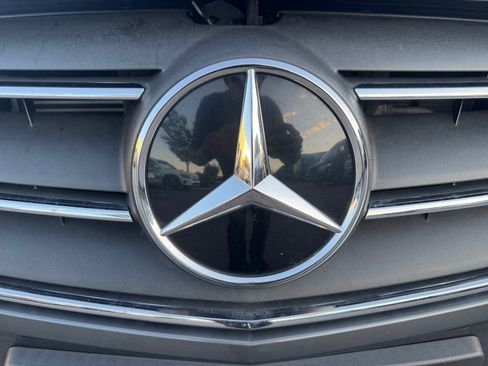 Certified 2023 Mercedes-Benz Metris Passenger image 9